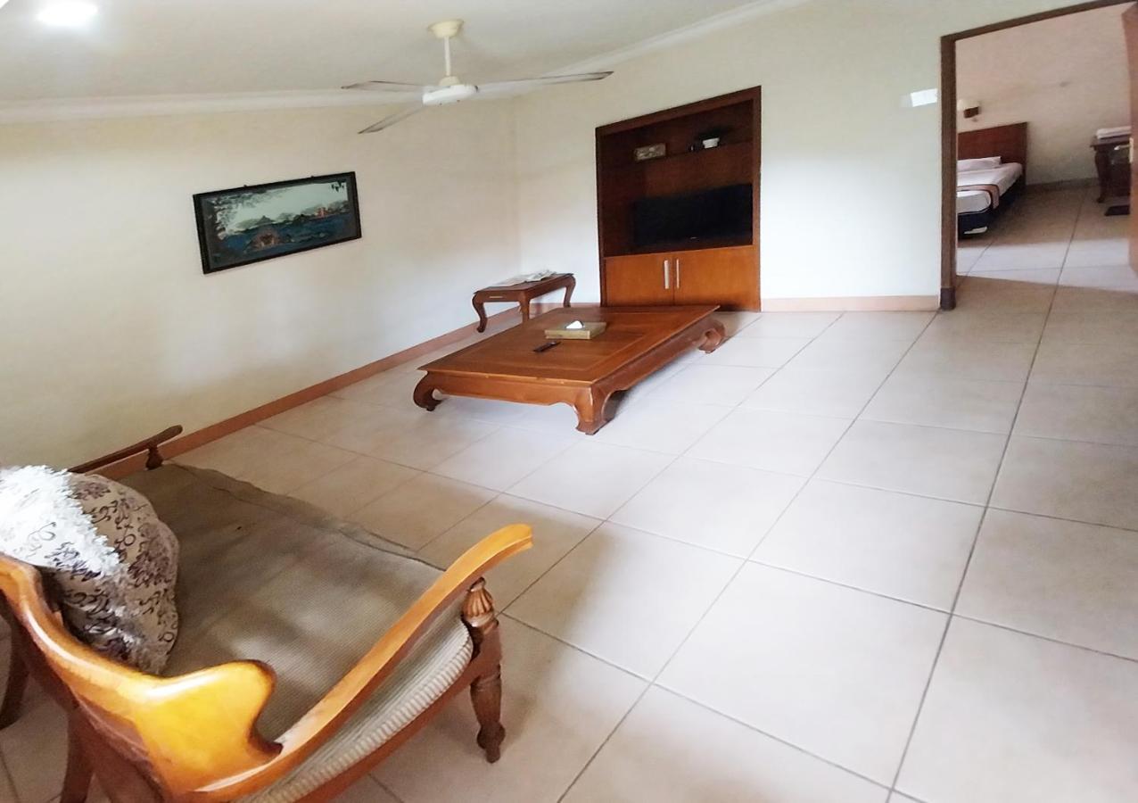 Horison Layung Anyer 3*