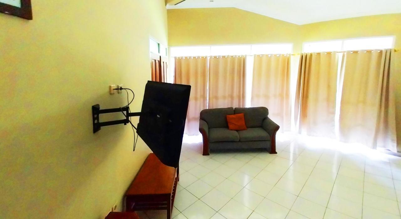 Horison Layung Anyer 3* Serang