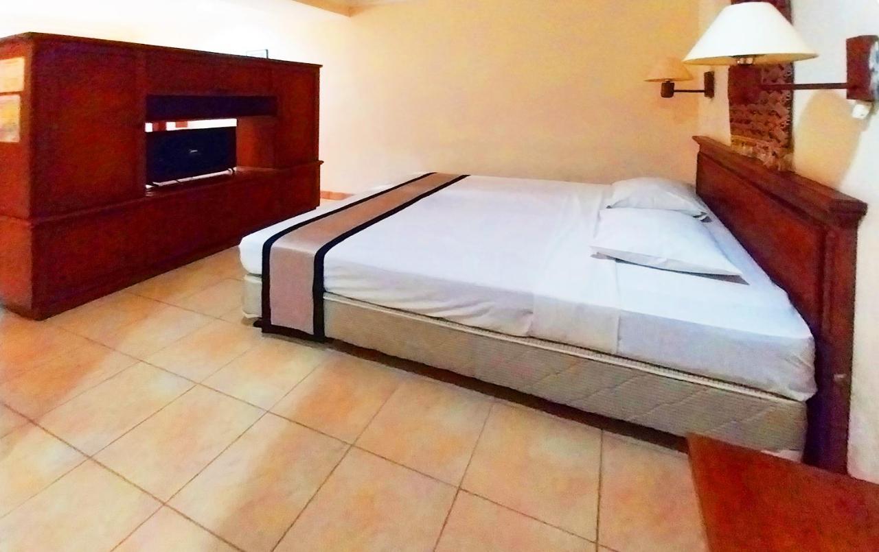 Horison Layung Anyer 3*